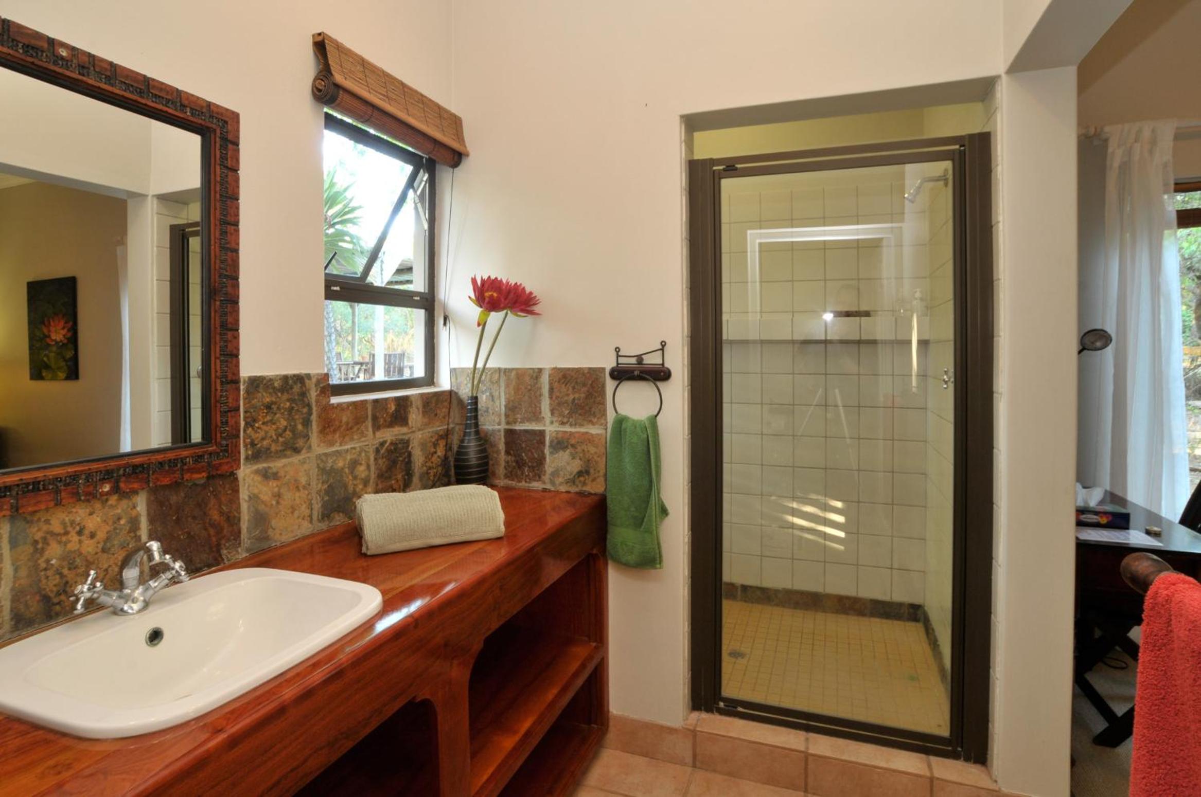 Hluhluwe River Lodge 33/35
