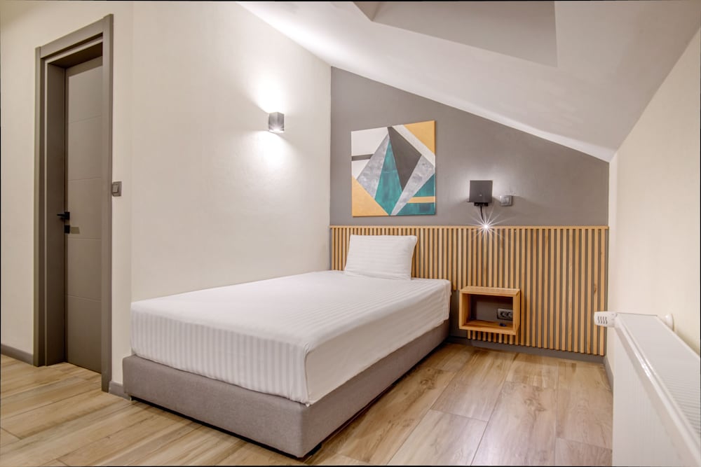 Hotel Forty One Bucharest 10/35