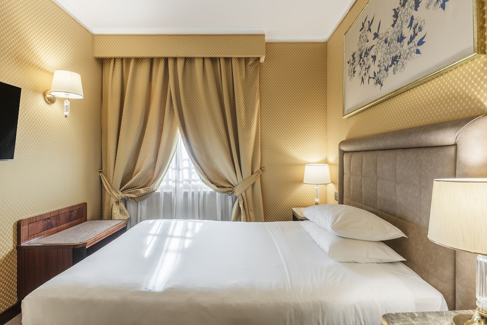 Doria Grand Hotel 15/65