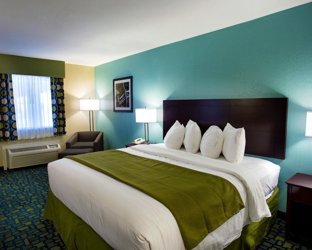 Quality Inn Hammond, LA 8/30