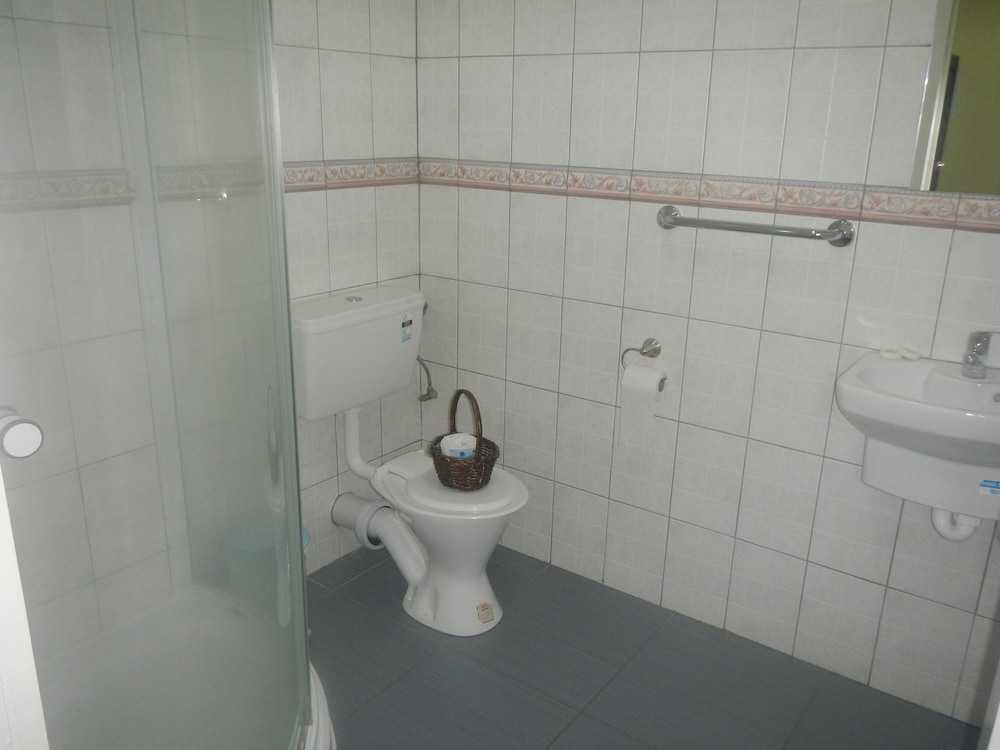 Hotel Millenia Samoa 50/50