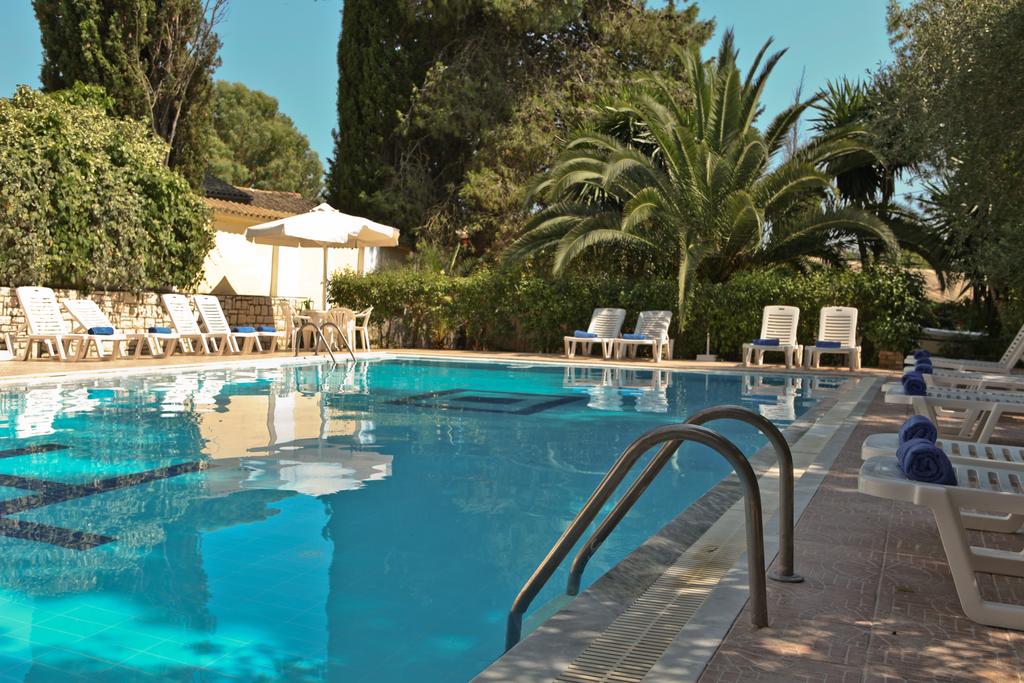 Galaxias and Eyan Hotel 9/14