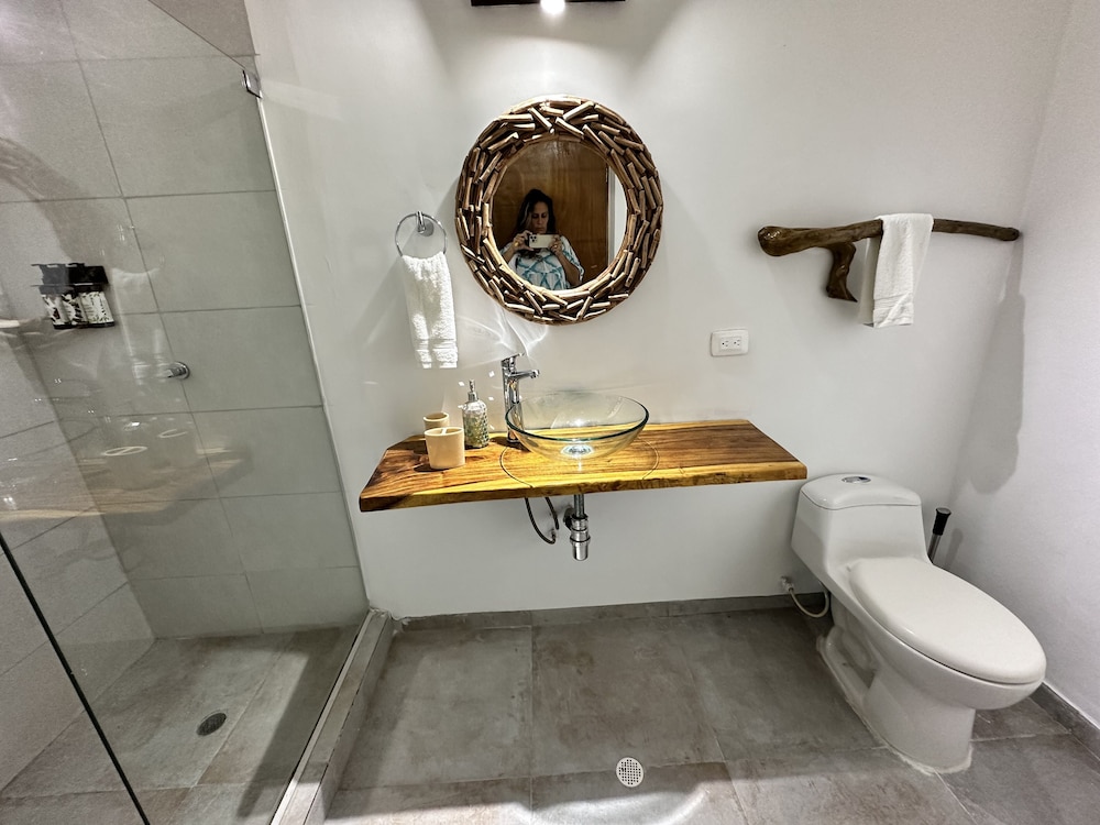 THE BEACH HOSTEL CARTAGENA 74/76