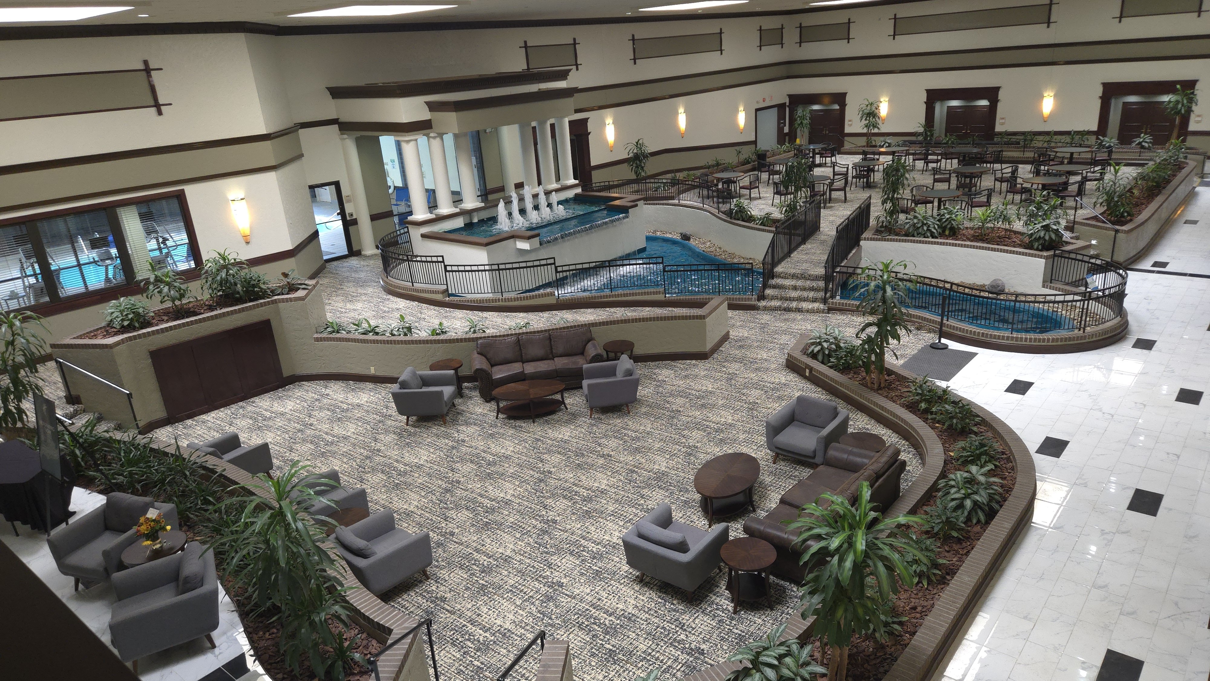 Holiday Inn Hotel and Suites Cincinnati-Eastgate(I-275e) 5/39