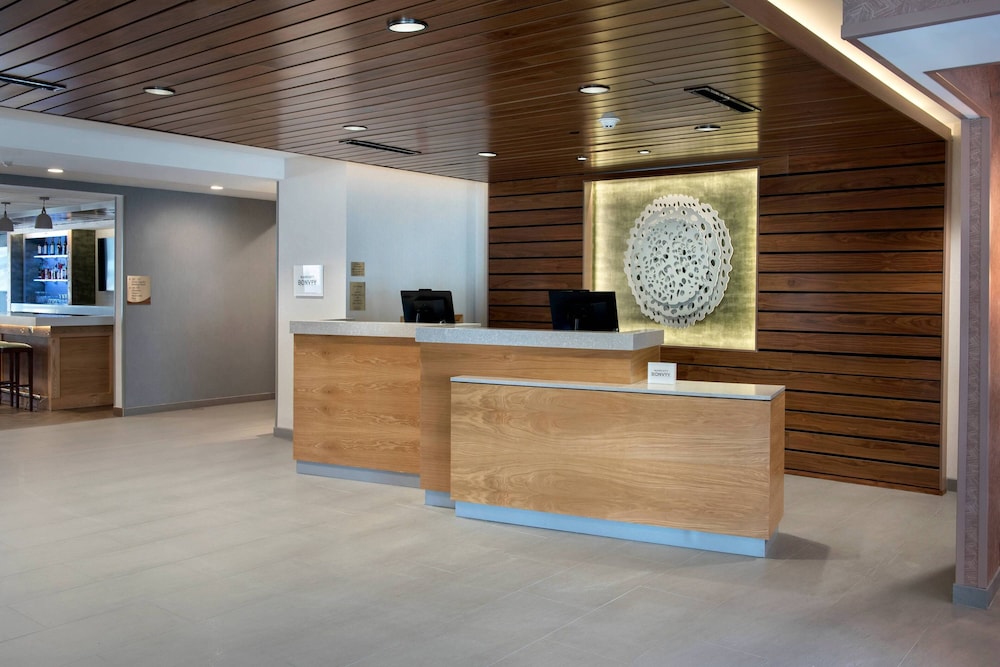Fairfield Inn & Suites By Marriott Williamstown 8/31