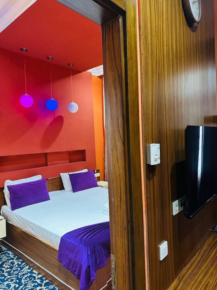 Askar Hotel 35/45