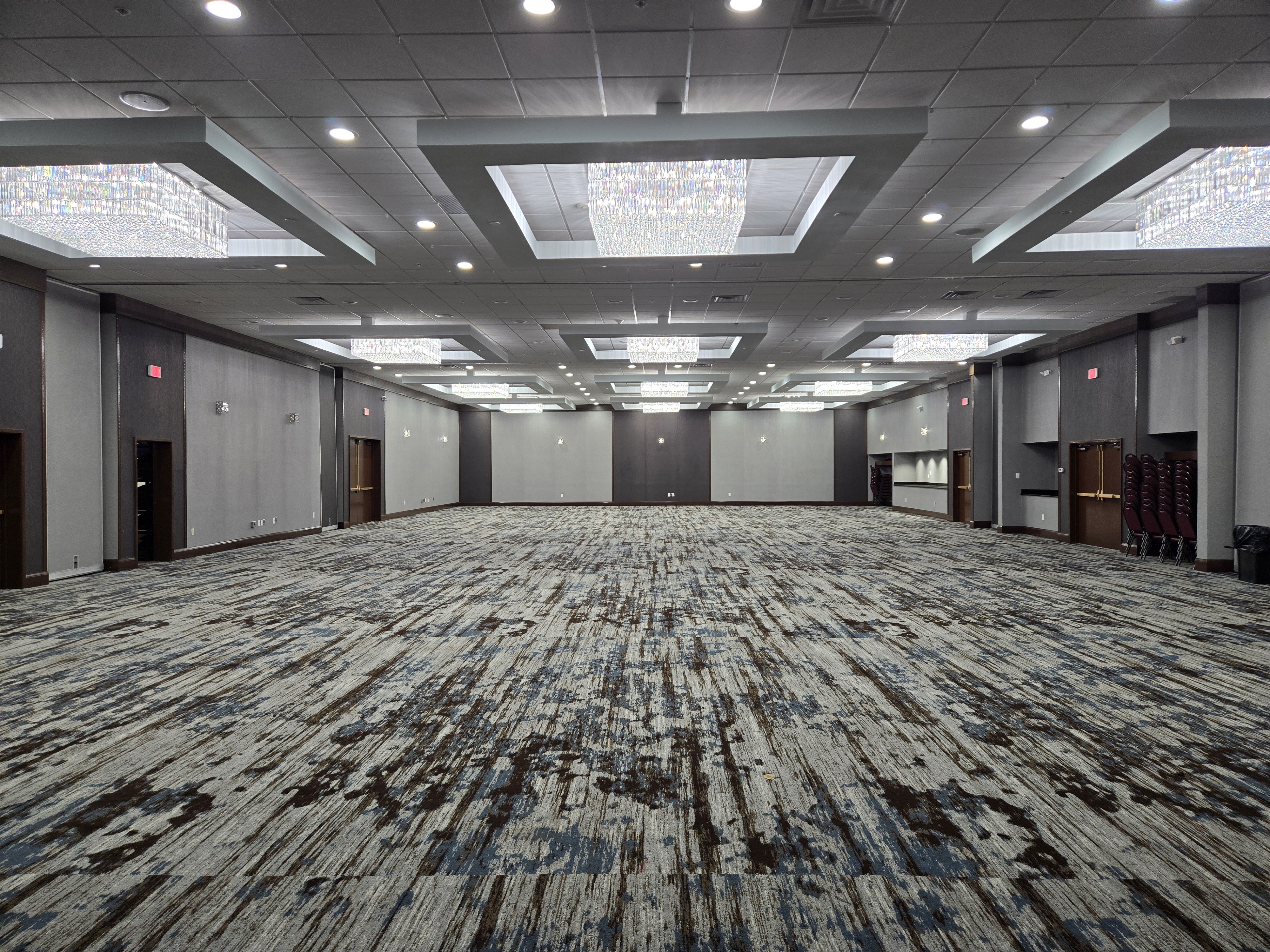 Holiday Inn Hotel and Suites Cincinnati-Eastgate(I-275e) 34/39