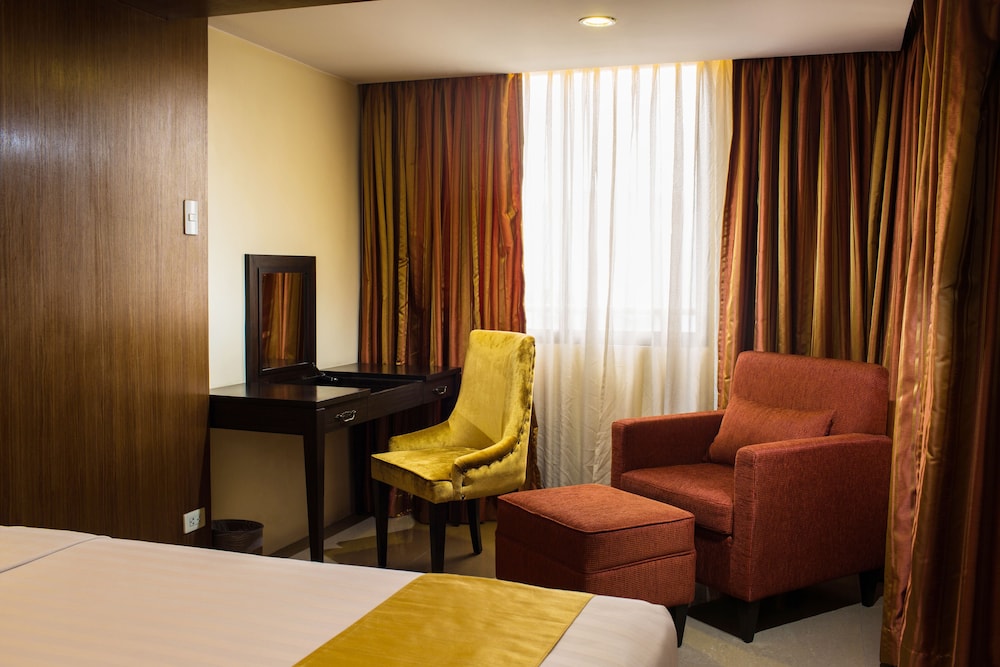 TORRE VENEZIA HOTEL 38/50