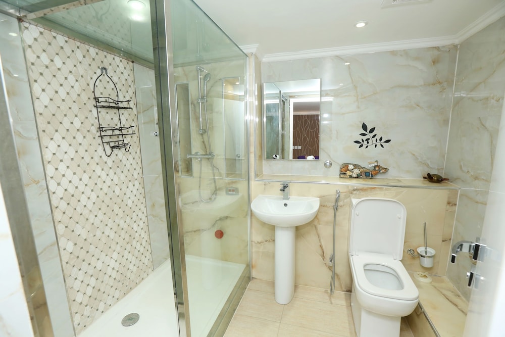 Wells Carlton Hotel and Apartment Abuja 54/57