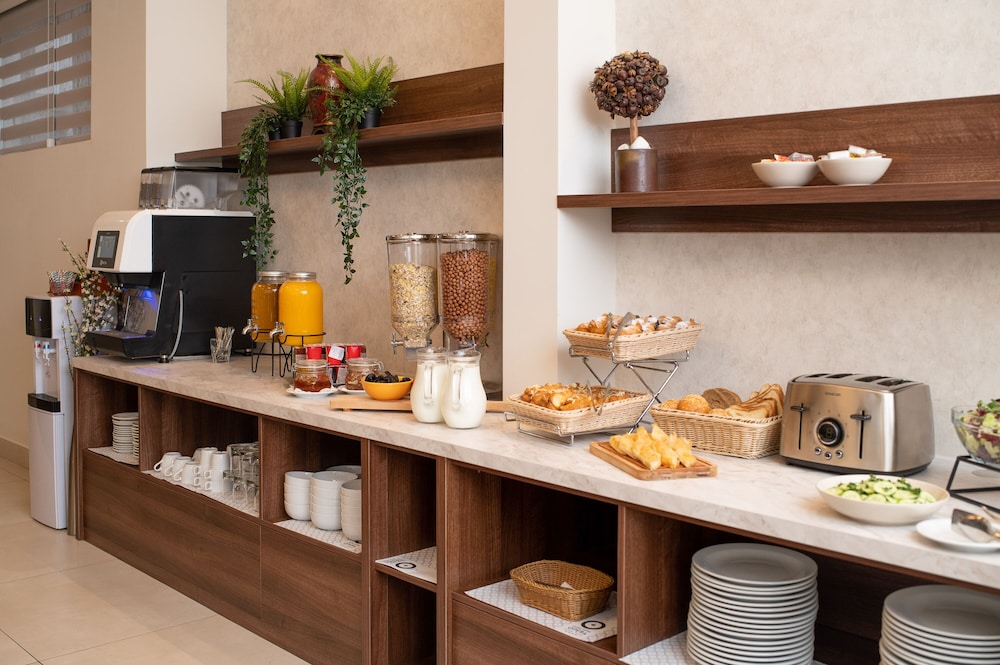 Opera Garni Hotel Belgrade 35/44
