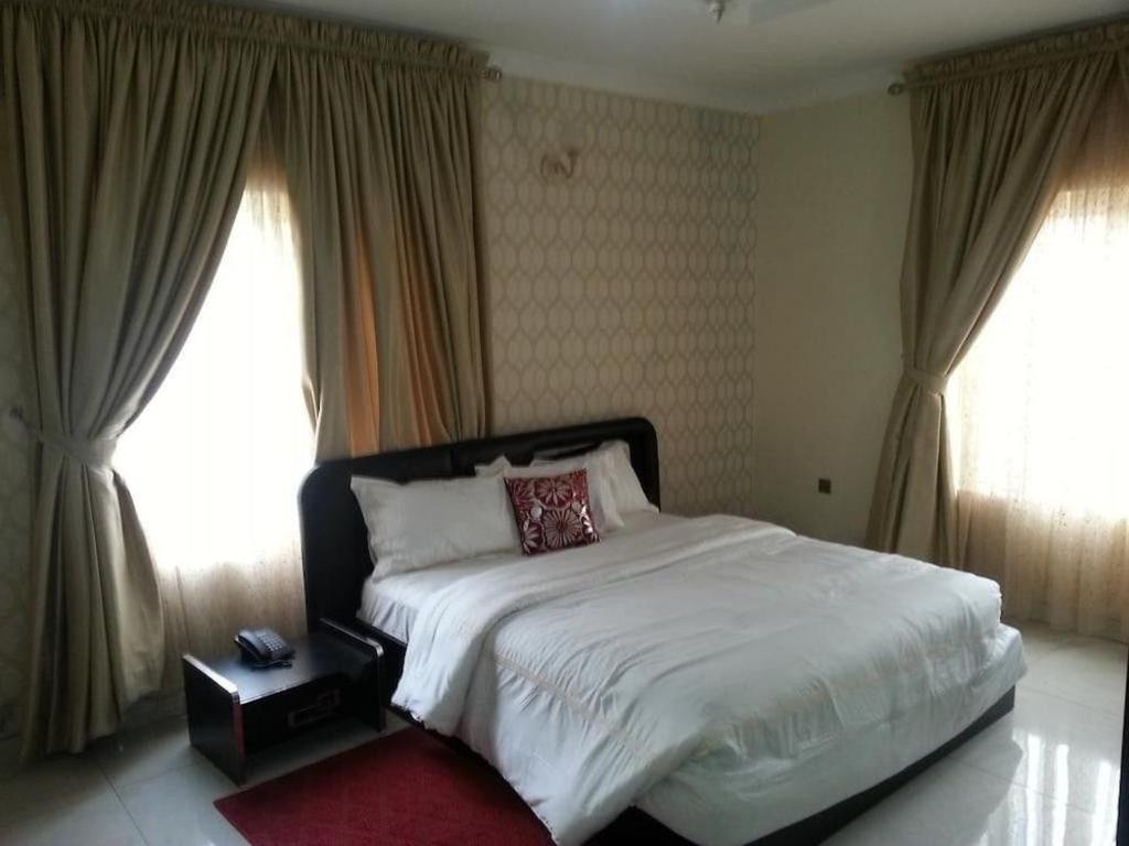 Tenache Hotels 13/34