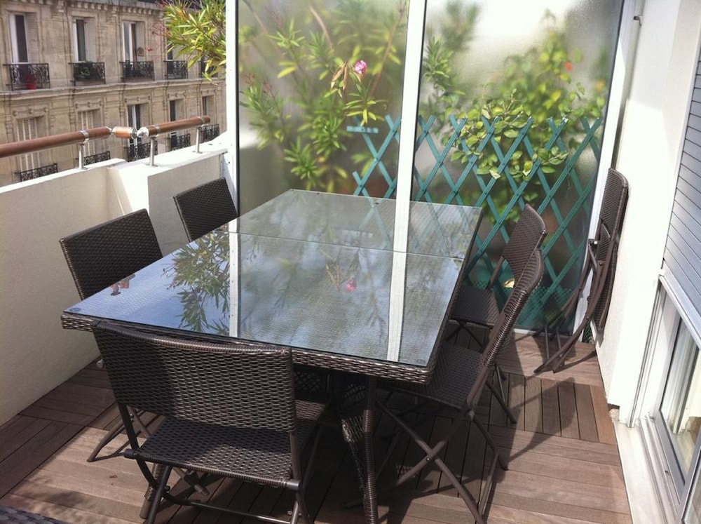 Chambre D'amis 36/44