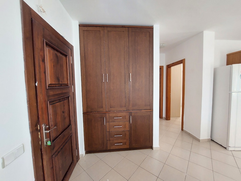 Ibak Sunny Houses 18/50