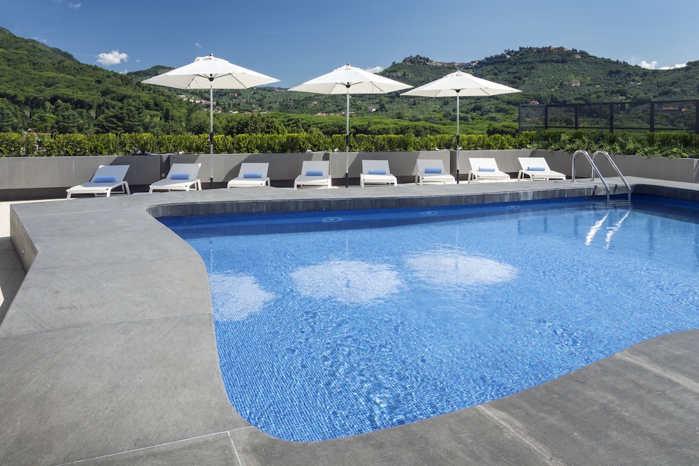 LHP Napoli Palace and Spa 62/65