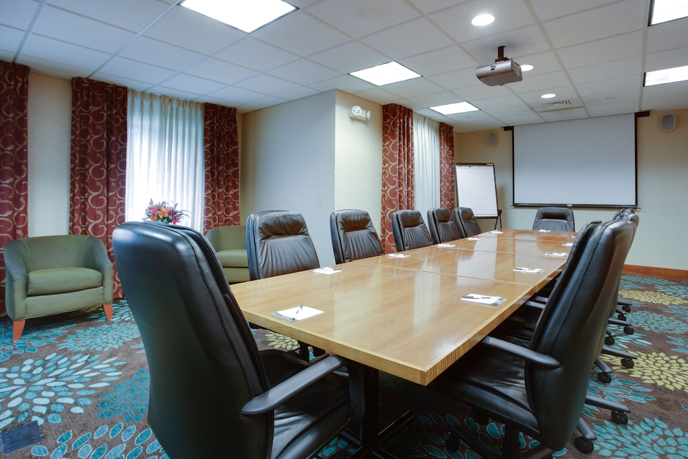 Staybridge Suites Corning 56/66