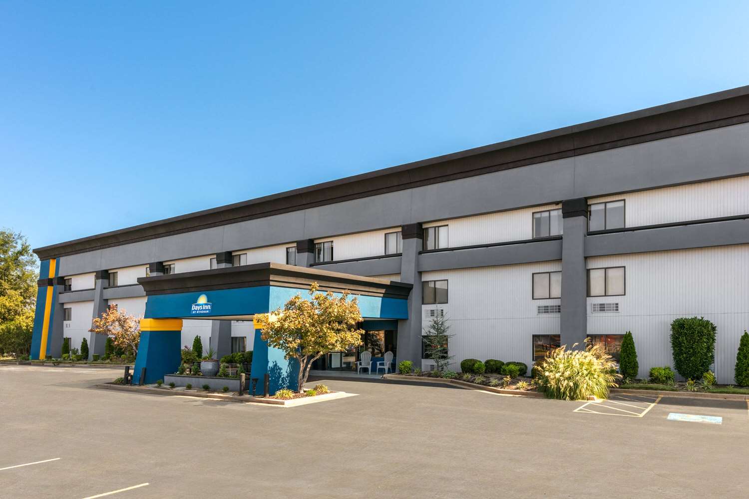 Days Inn by Wyndham Fort Smith 8/29
