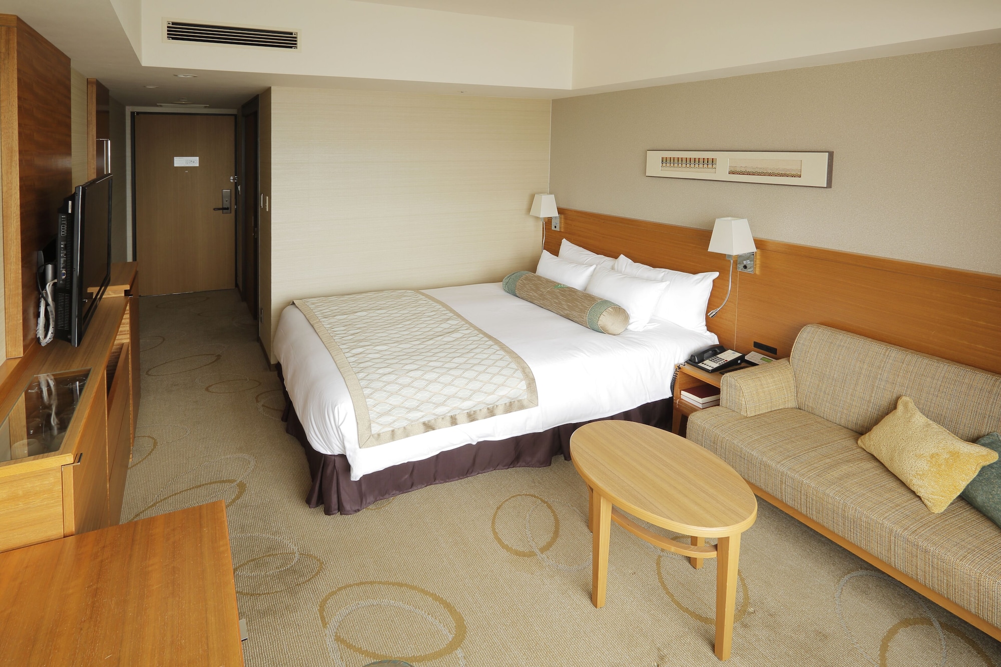 EXECUTIVE, DOUBLE BED, HIGH FLOOR