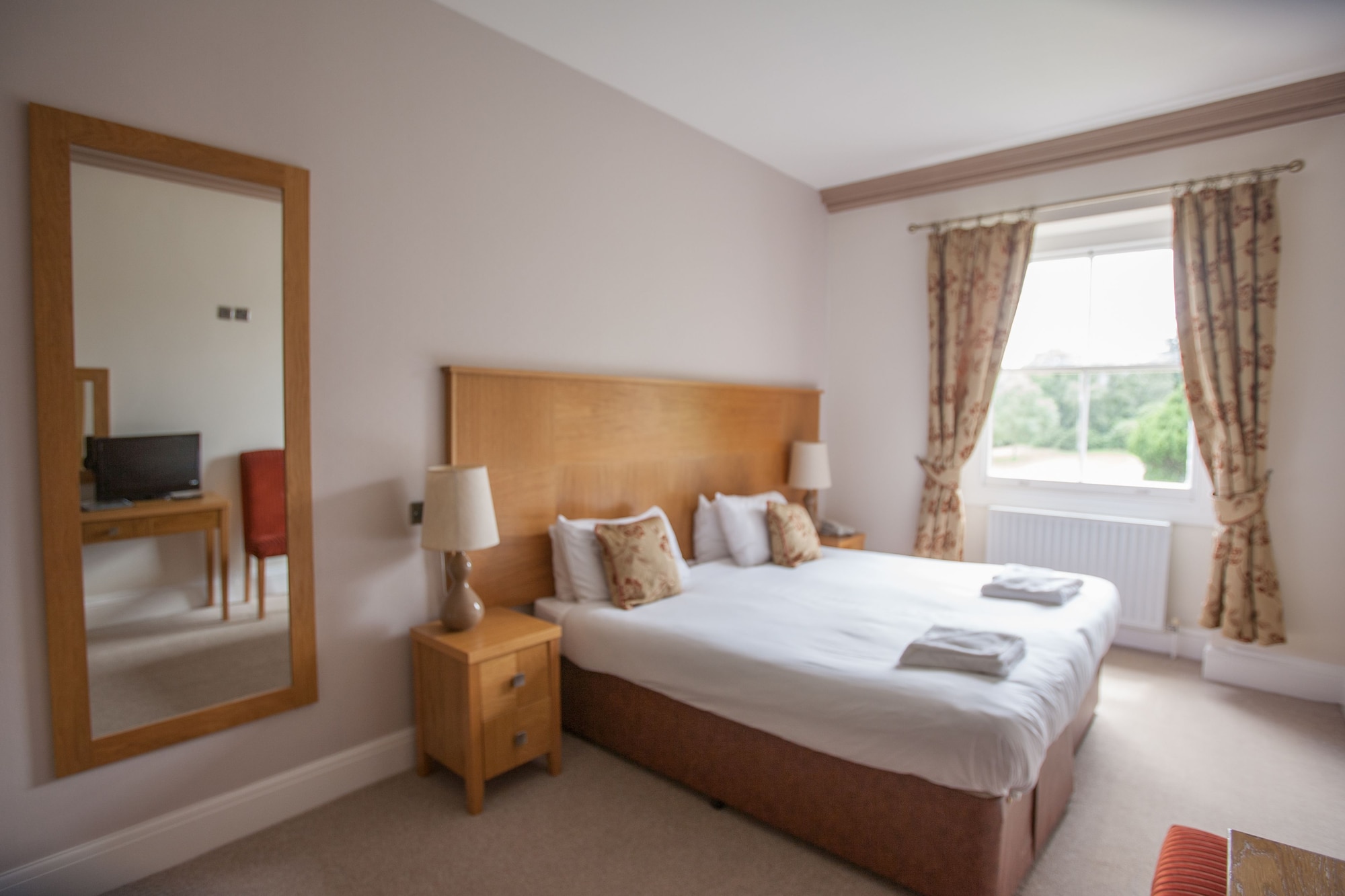 PREMIER, DOUBLE BED
