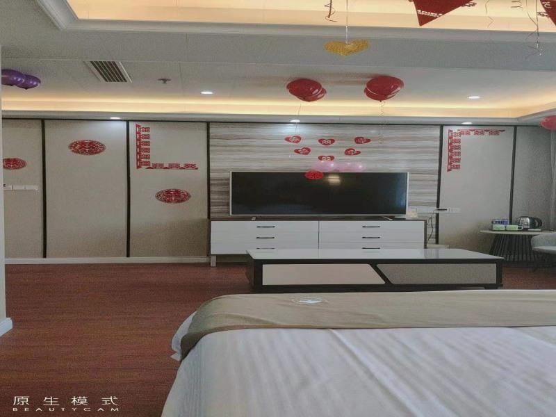 GreenTree Inn Baoding Qingyuan District Jianshe North Road Express Hotel 20/40