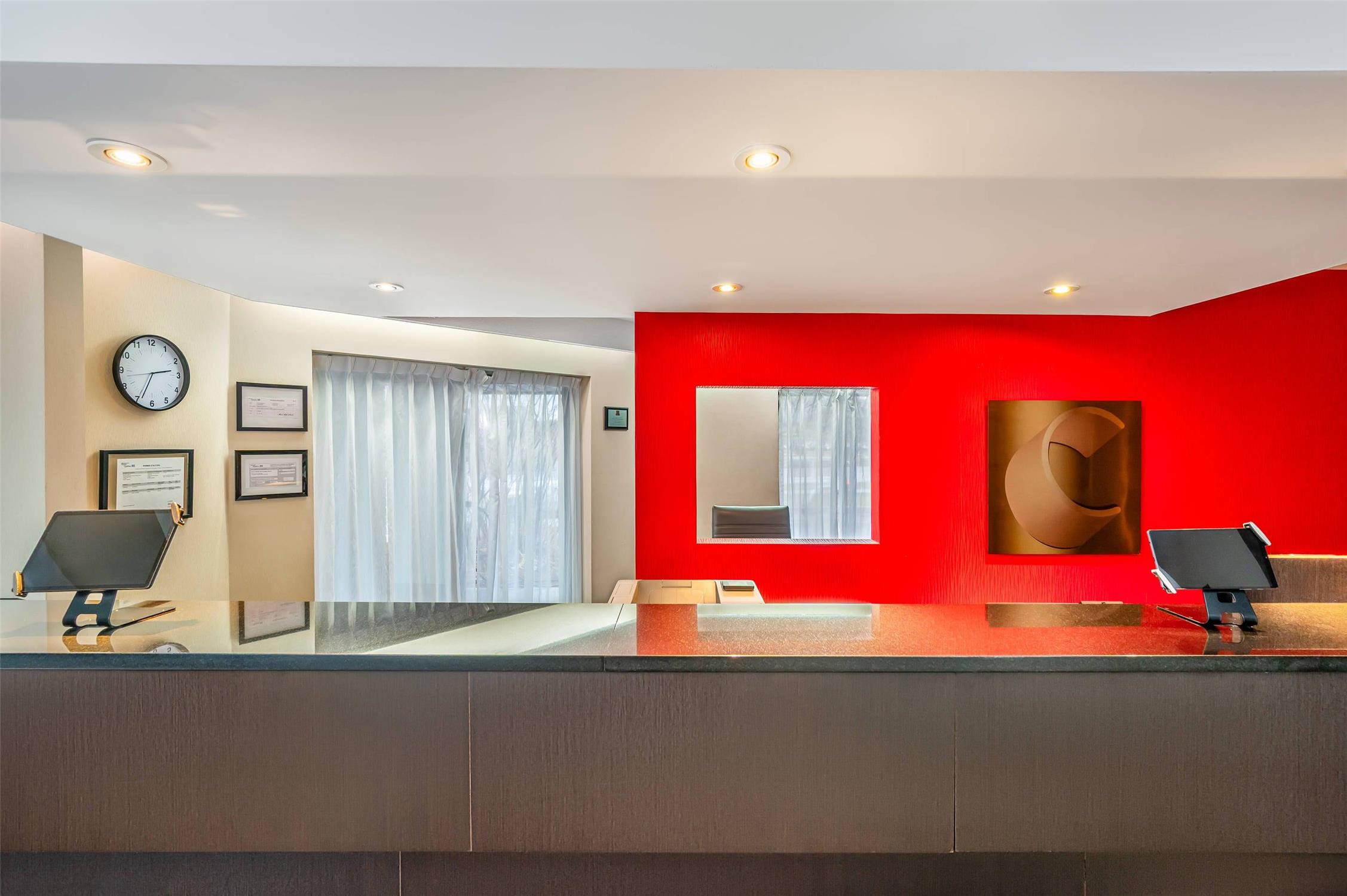 Comfort Inn Ancienne-Lorette - Quebec Airport 12/31