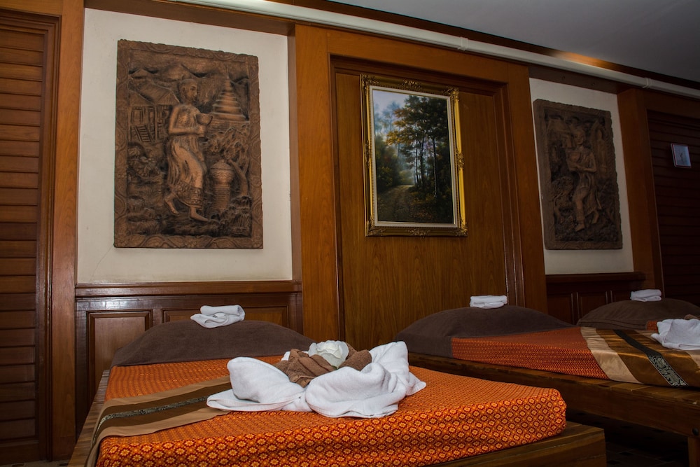 PHOOM THAI GARDEN HOTEL 12/22