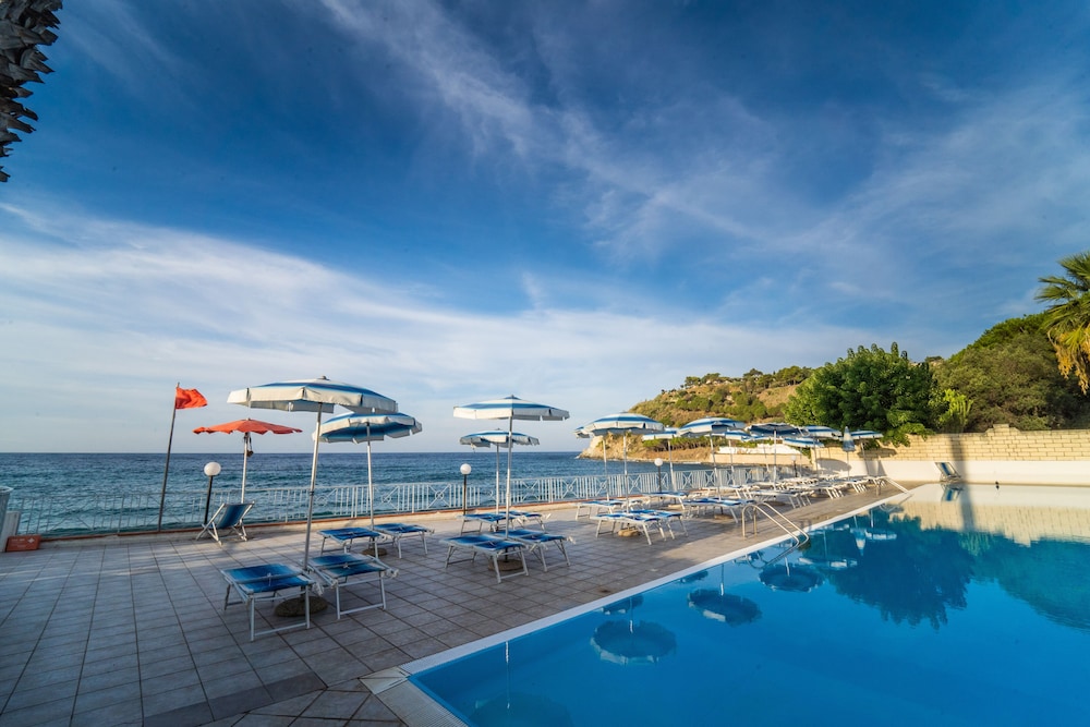 Villaggio Baia D'ercole 41/50