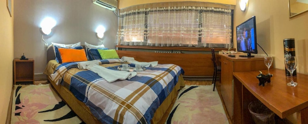 Hotel Square 32/55