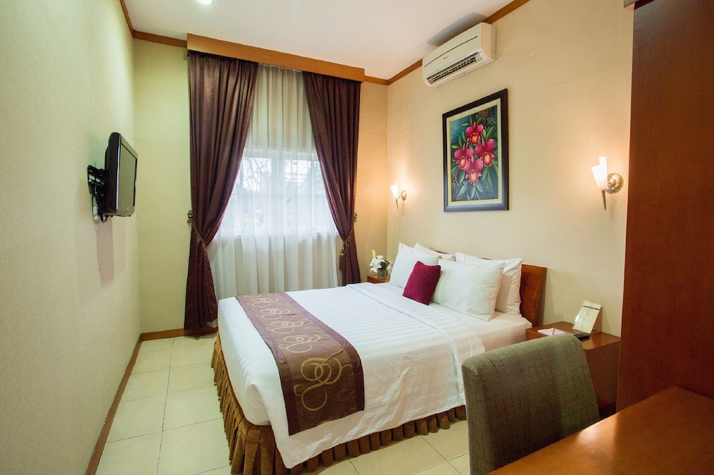 The Royale Krakatau Hotel 17/50