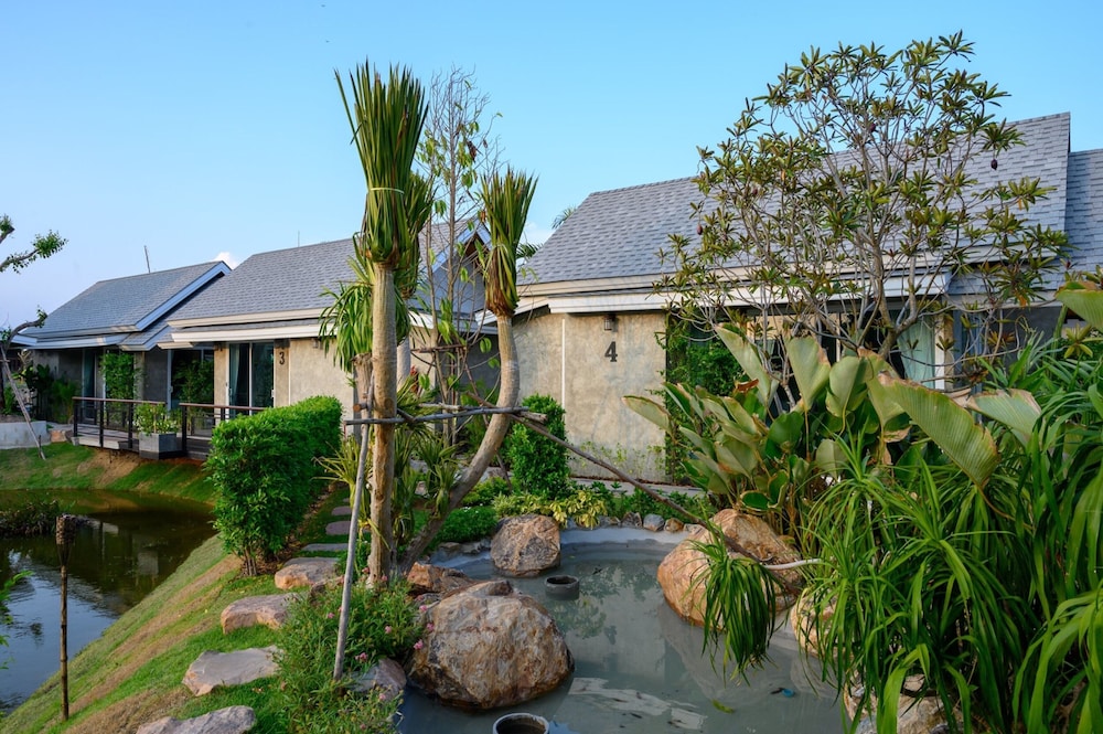 Loftpical Resort 42/49