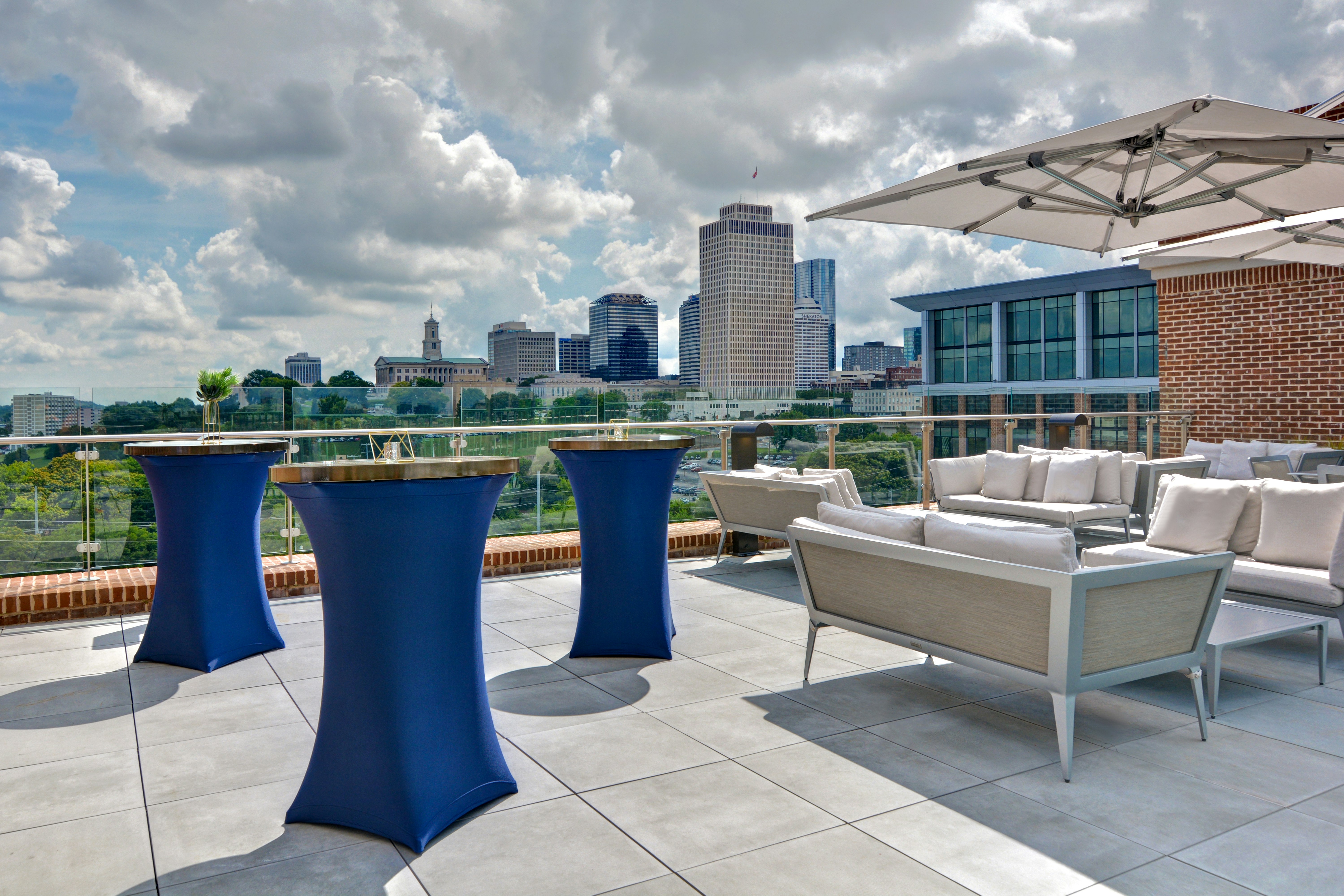 Hampton Inn & Suites Nashville Downtown Capitol View, Tn 33/33