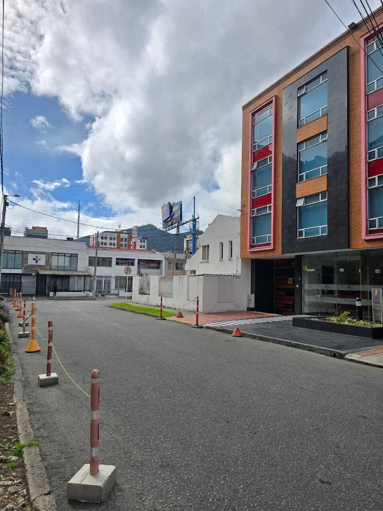 Hotel Bogota Castellana 100 43/47