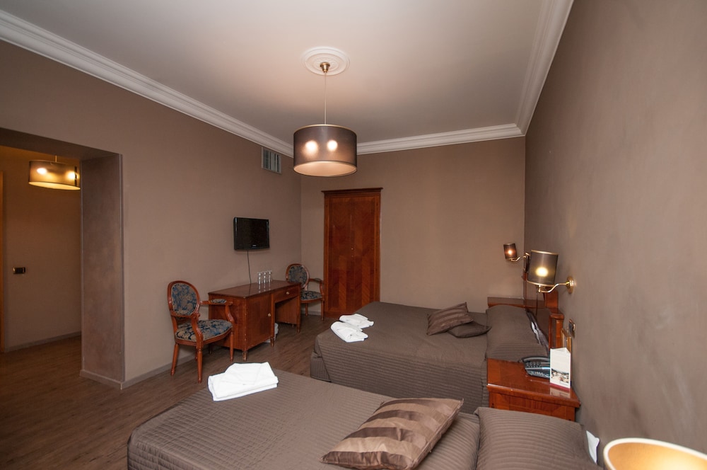 Hotel Les Chambres D Apos Or 40/50