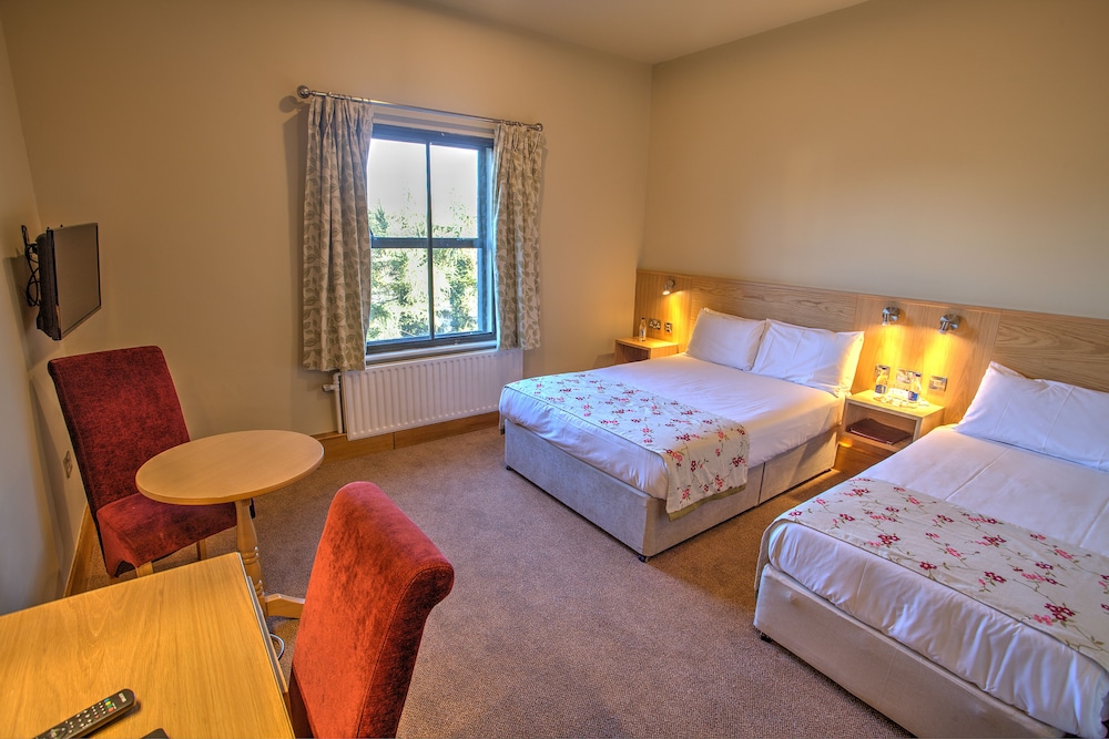The Lucan Spa Hotel 30/65