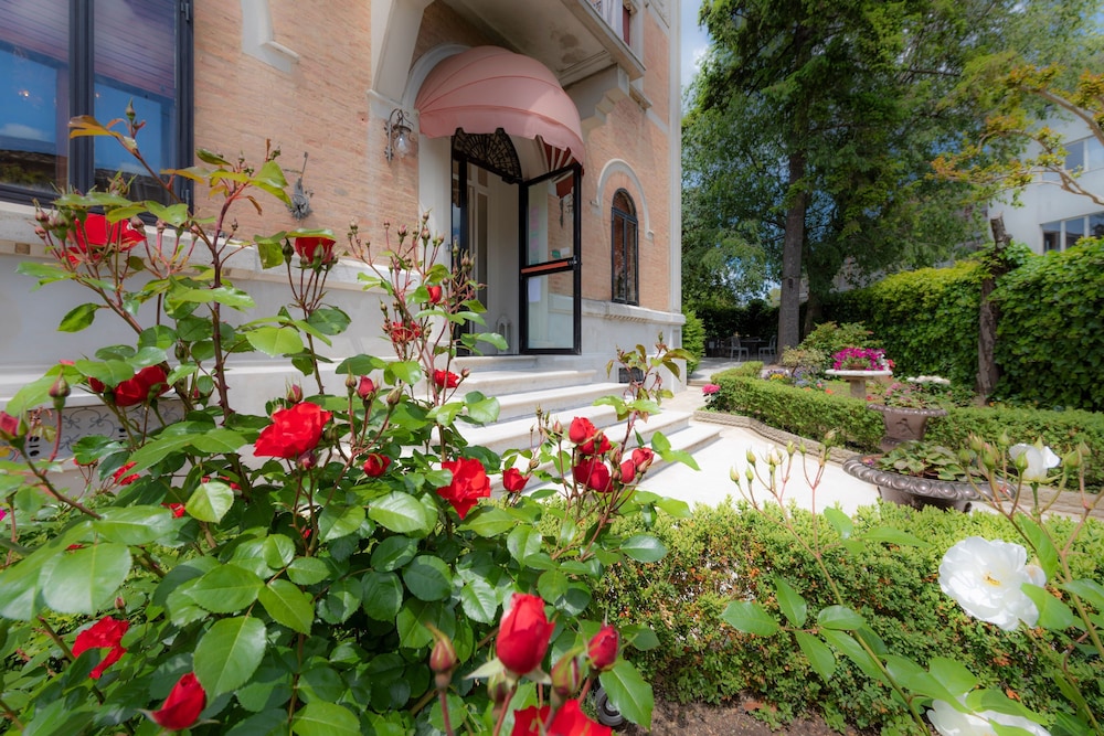 Hotel Villa Elda 50/65