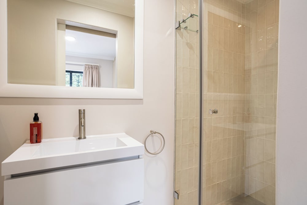 Vino Self Catering Apartment 20/22