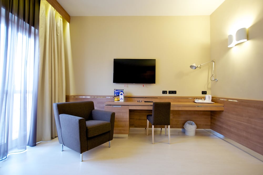 Best Western Hotel Luxor 52/54