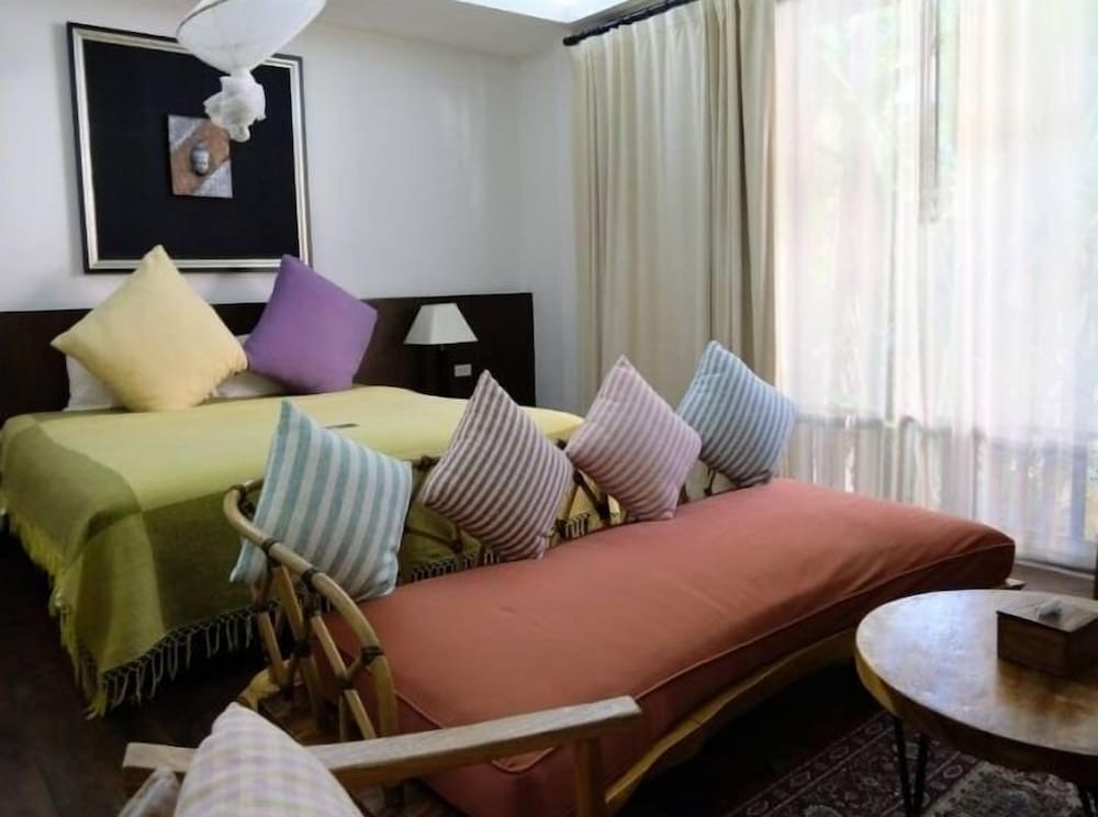 BAAN SAEN FANG 29/50