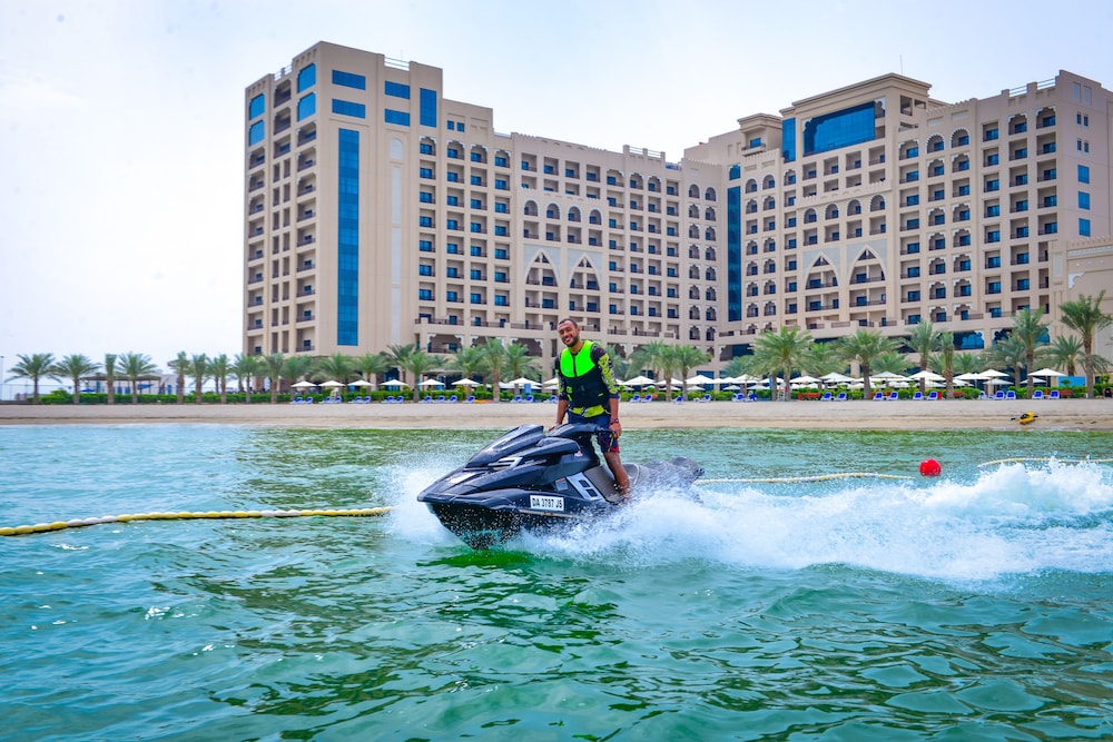 Al Bahar Hotel & Resort 45/50