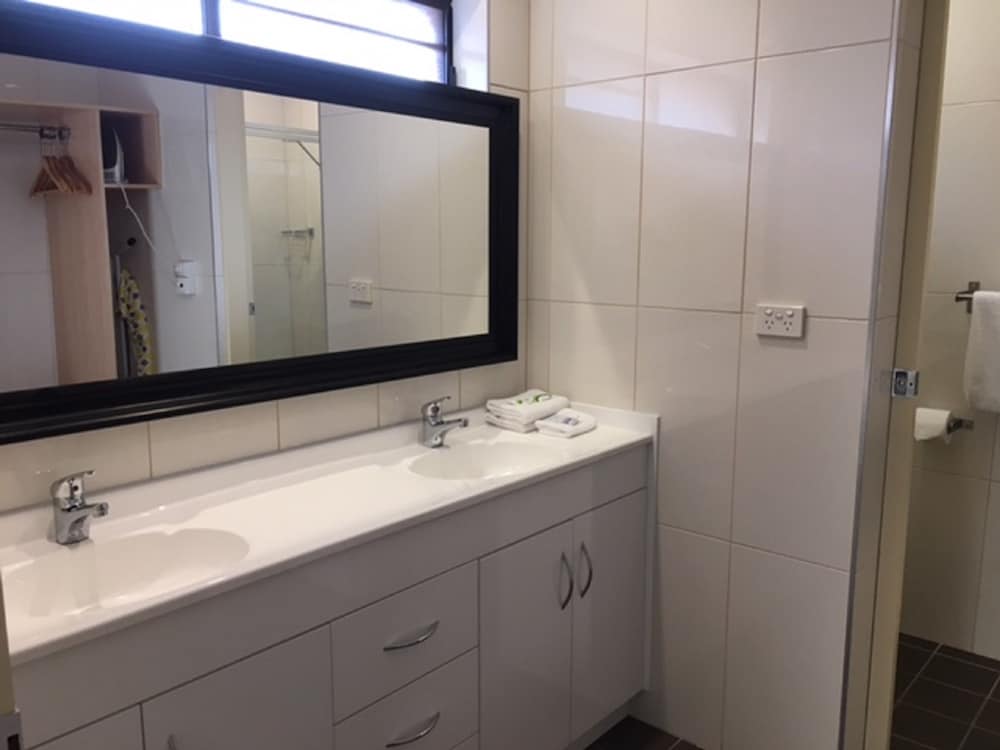 Maclin Lodge 25/36