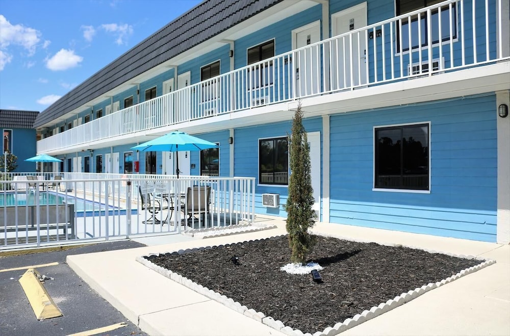 Monte Carlo Inn - Near Disney 2/50