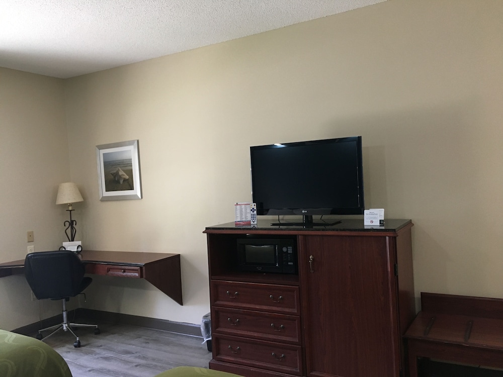 Quality Inn Wilmington NC 35/40