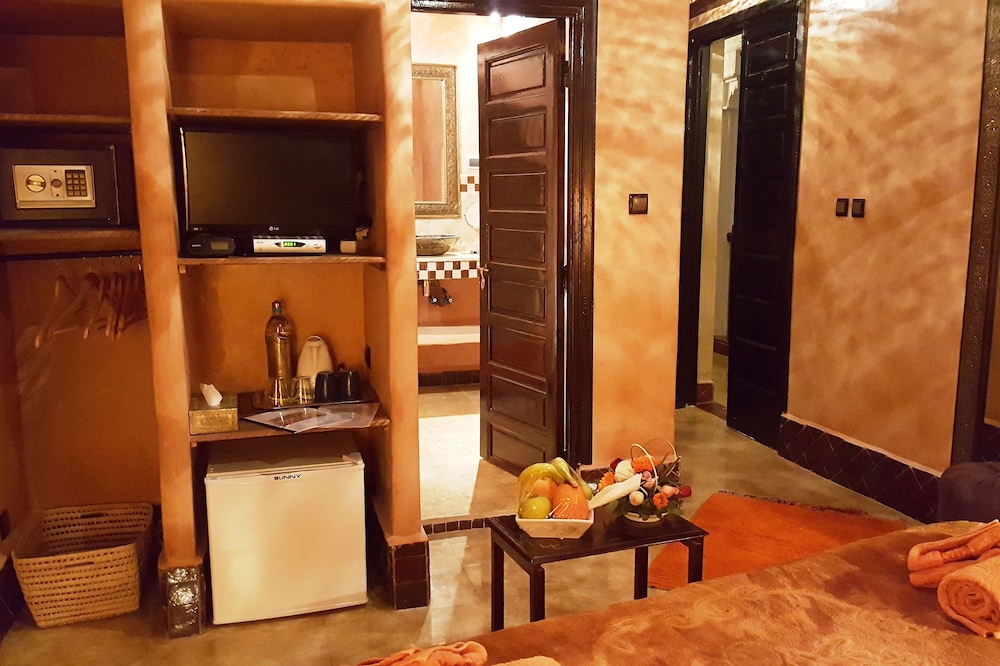 RIAD AFRICA 71/80
