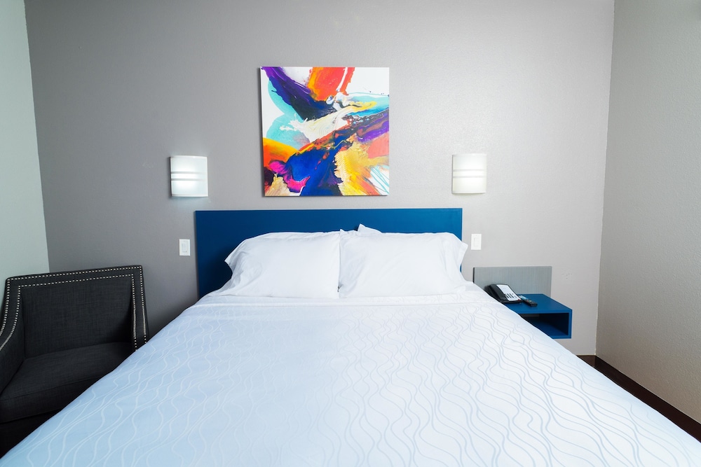 Studio Z, an Ascend Collection Hotel 30/65
