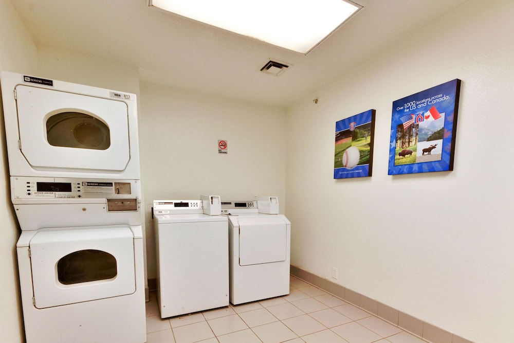 Motel6 Lewisville, TX - Dallas 39/48