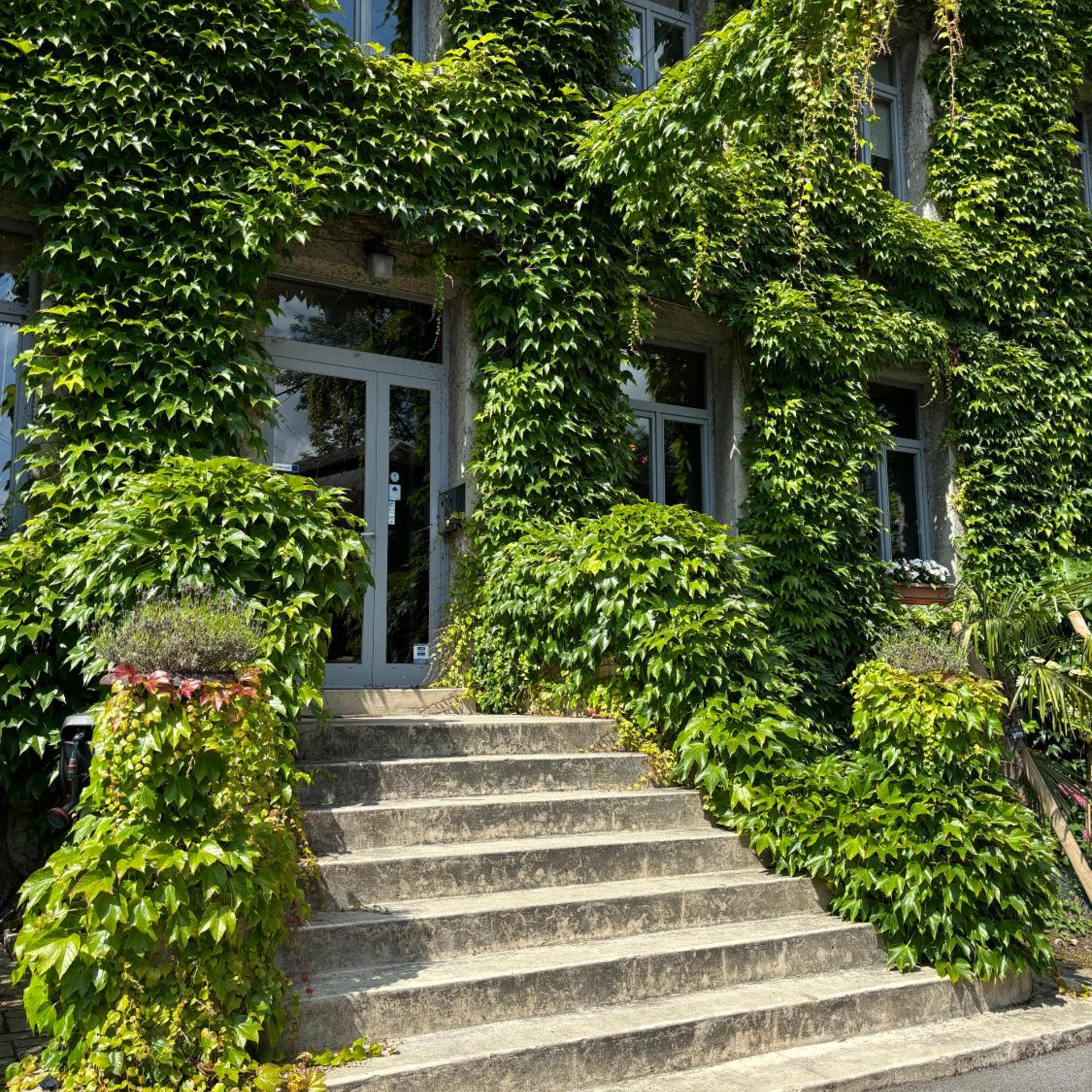 HOTEL LE MOULIN D'ARTRES 40/49