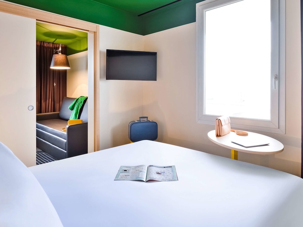 Ibis Styles Lyon Meyzieu Arena Stadium 18/63
