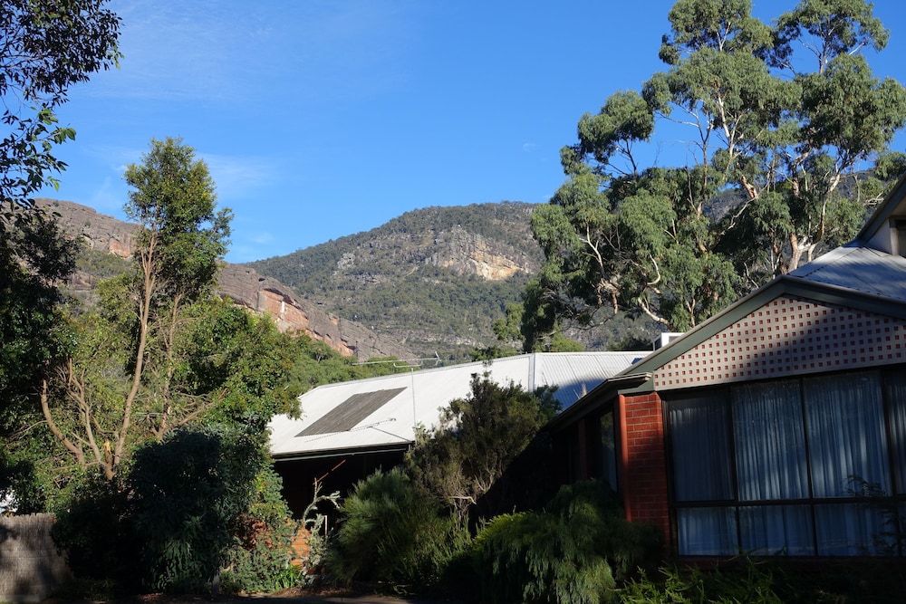 Pinnacle Holiday Lodge 4/52