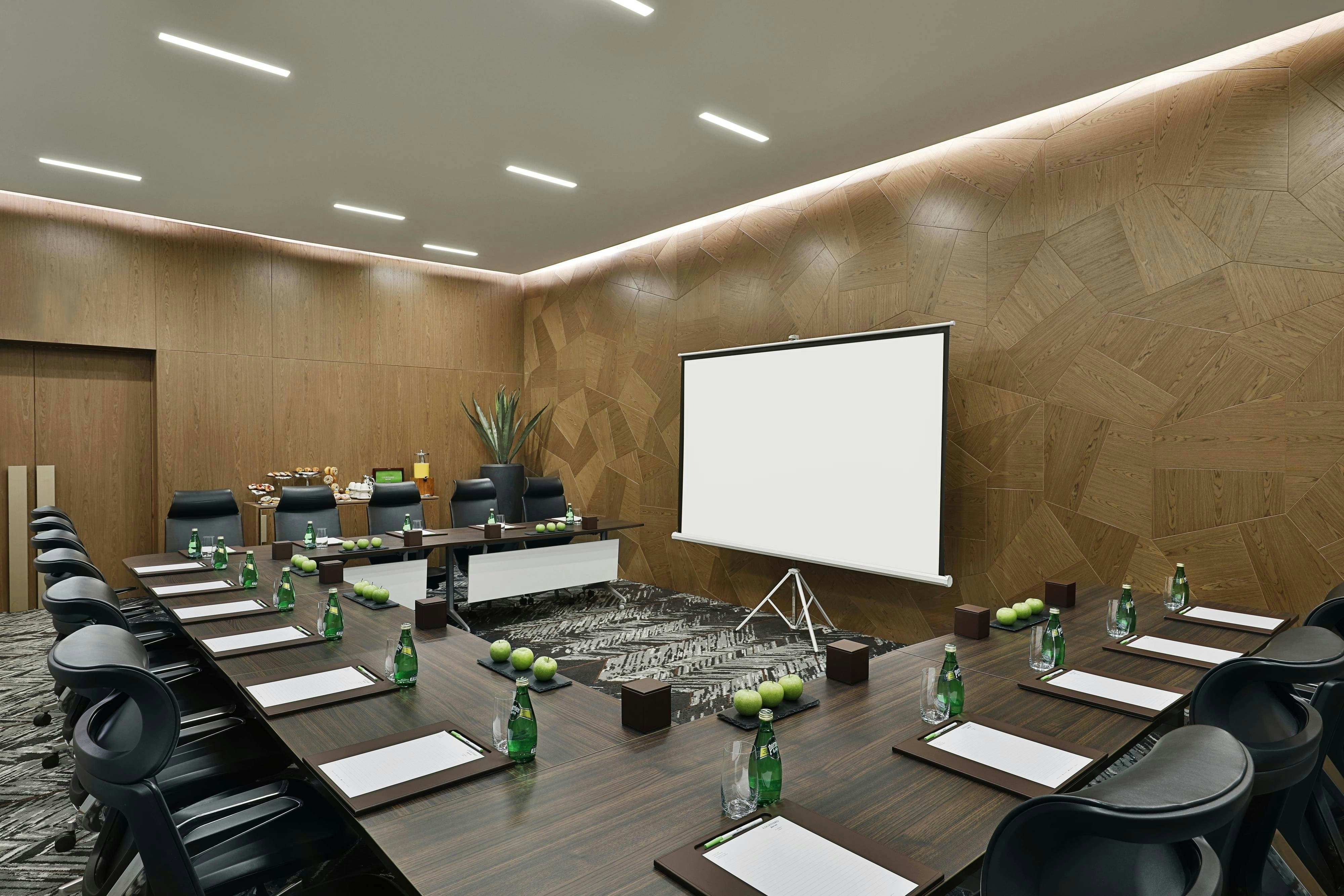 Courtyard By Marriott Al Barsha Dubai 28/29