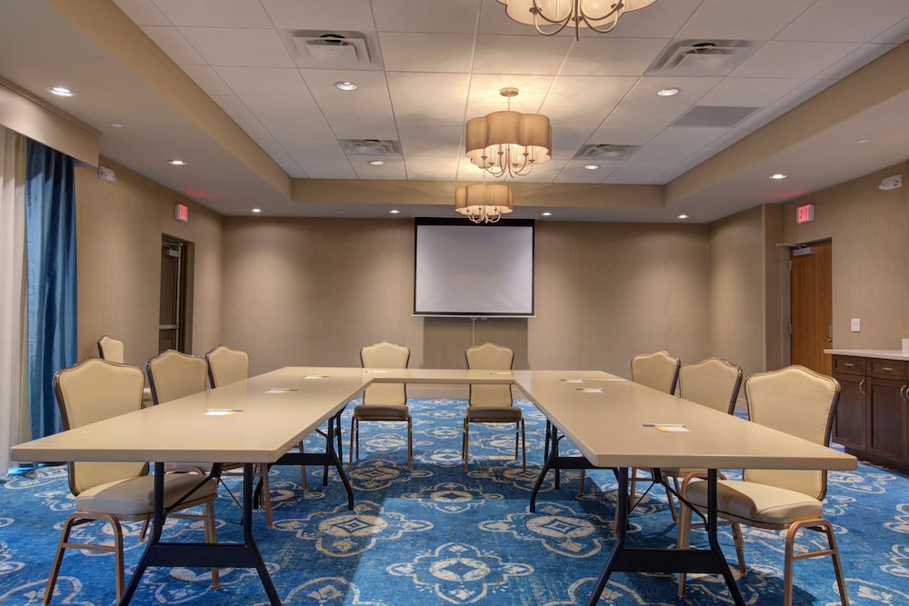 Hampton Inn And Suites Tampa Busch Gardens Area 41/46