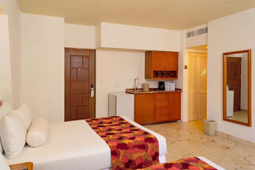Sunset Fishermen Beach Resort All Inclusive 25/50